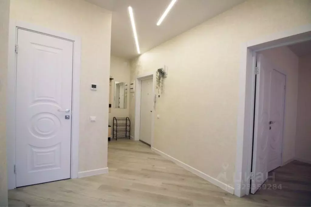 3-к кв. Самарская область, Тольятти ул. 70 лет Октября, 50 (81.0 м) - Фото 2