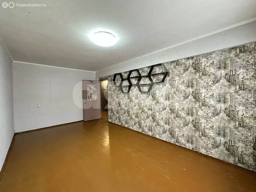 3-комнатная квартира: Тула, Серебровская улица, 18 (63 м) - Фото 2