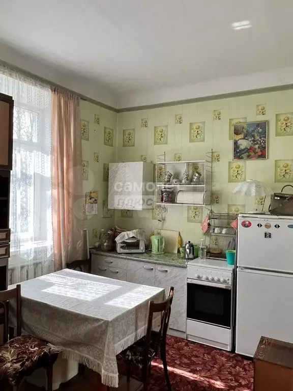 Комната 18 м в 3-к., 4/4 эт. - Фото 0