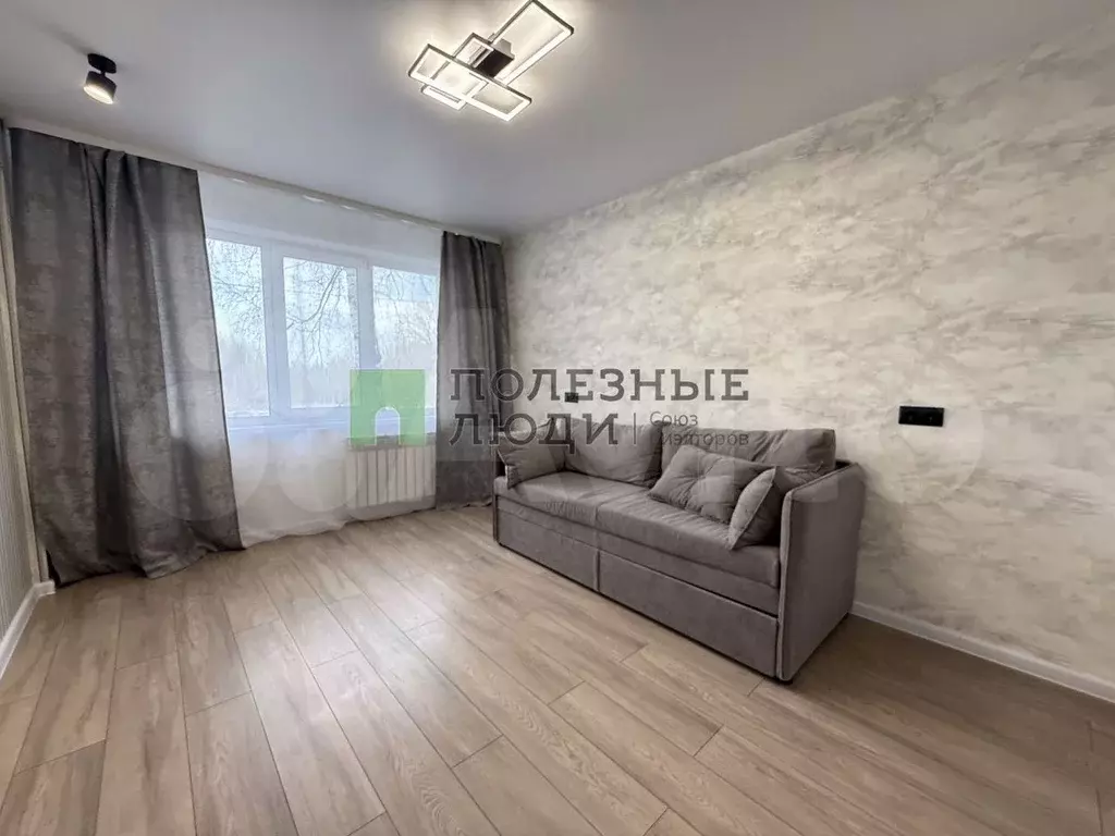 3-к. квартира, 58 м, 1/5 эт. - Фото 0