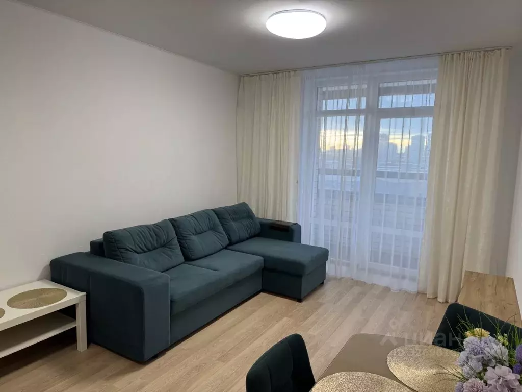 2-к кв. Свердловская область, Екатеринбург ул. Павлодарская, 4/3 (65.0 ... - Фото 2