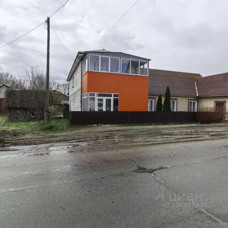Дом в Брянская область, Навля рп ул. Советская (201 м) - Фото 1