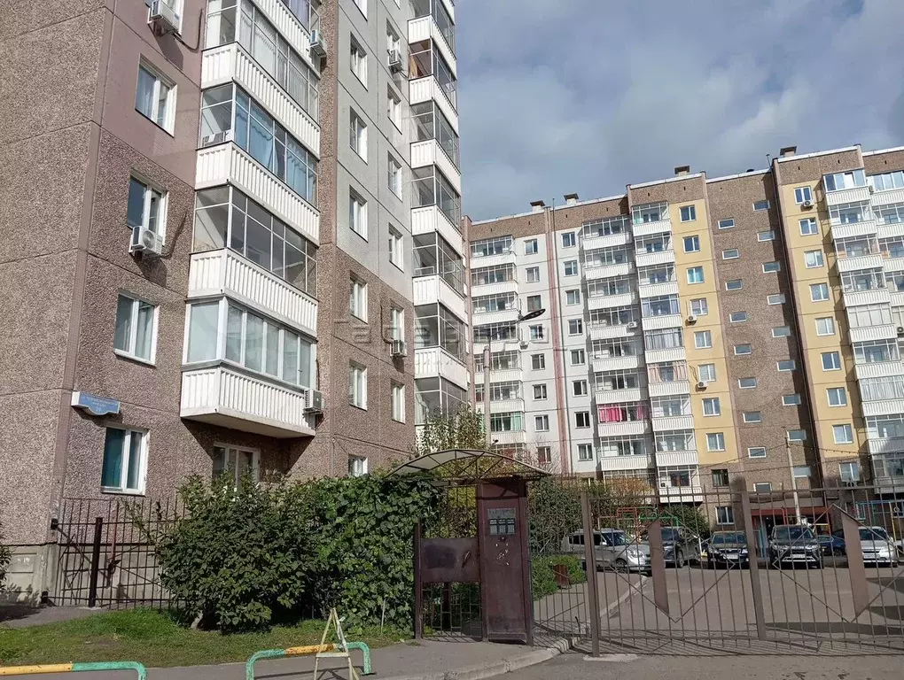 1-к. квартира, 41 м, 9/10 эт. - Фото 1