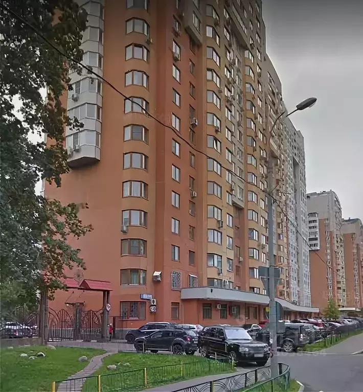 Гараж в Москва бул. Генерала Карбышева, 18 (10 м) - Фото 2