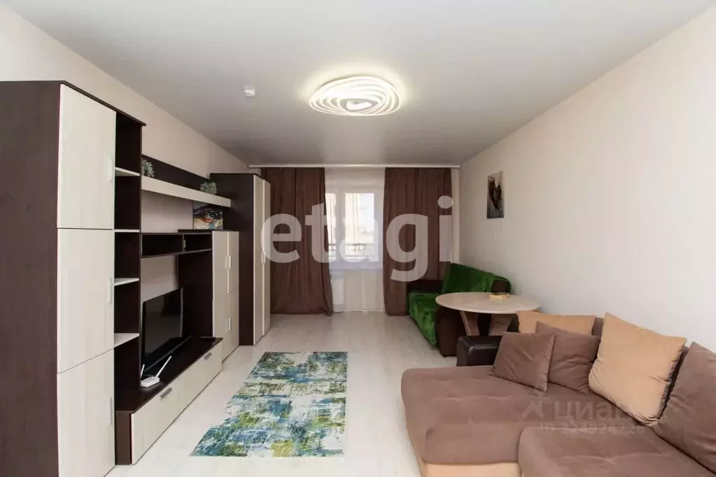 2-к кв. Красноярский край, Красноярск Регатная ул., 4 (67.3 м) - Фото 1