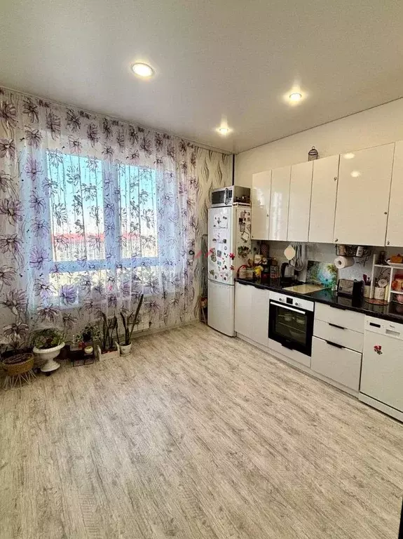 2-к кв. Хакасия, Абакан ул. Комарова, 7Б (41.8 м) - Фото 2