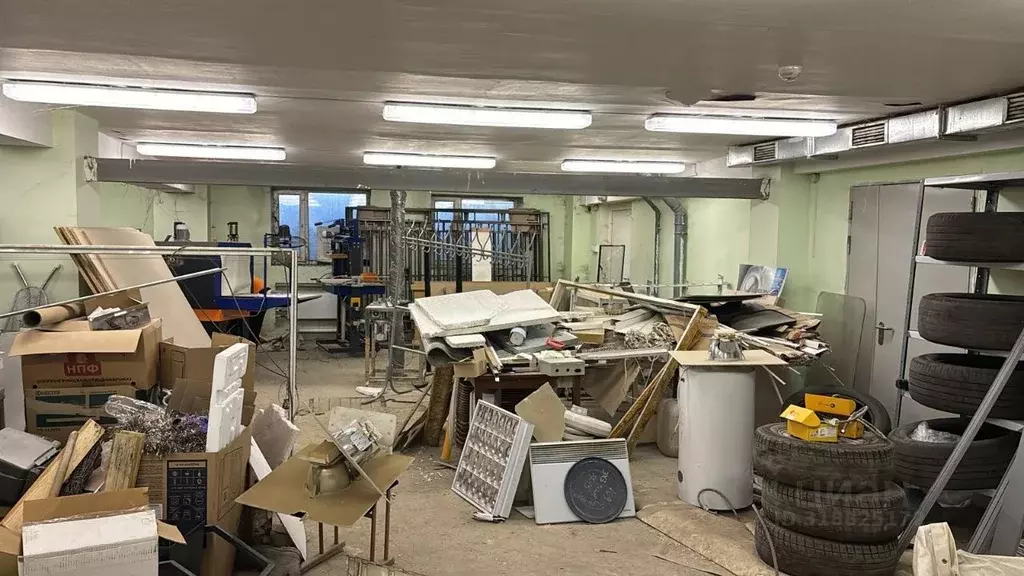 Помещение свободного назначения в Саха (Якутия), Нерюнгри ул. ... - Фото 1