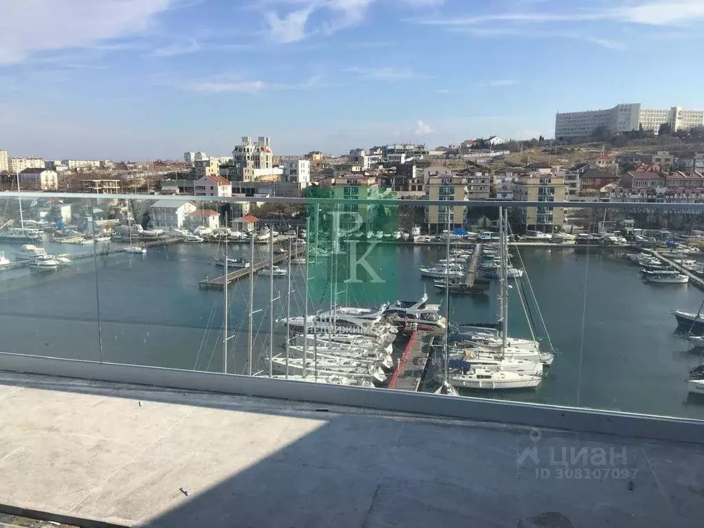 2-к кв. Севастополь ул. Адмирала Фадеева, 18 (100.0 м) - Фото 1