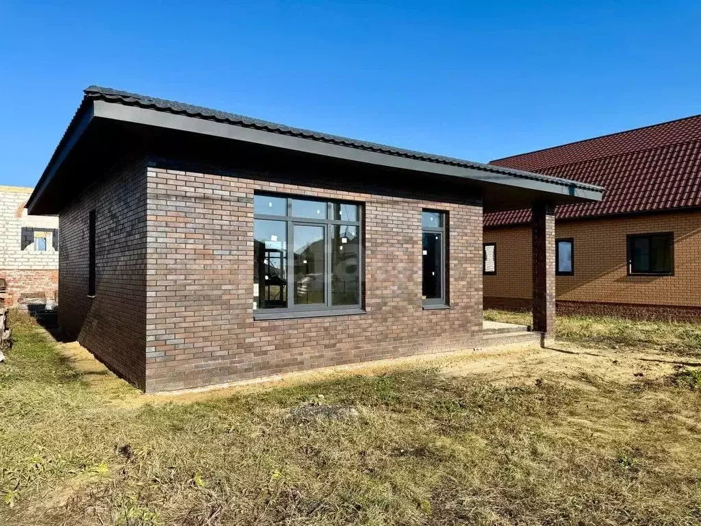 Дом в Тамбовская область, Тамбовский муниципальный округ, с. Стрельцы ... - Фото 2