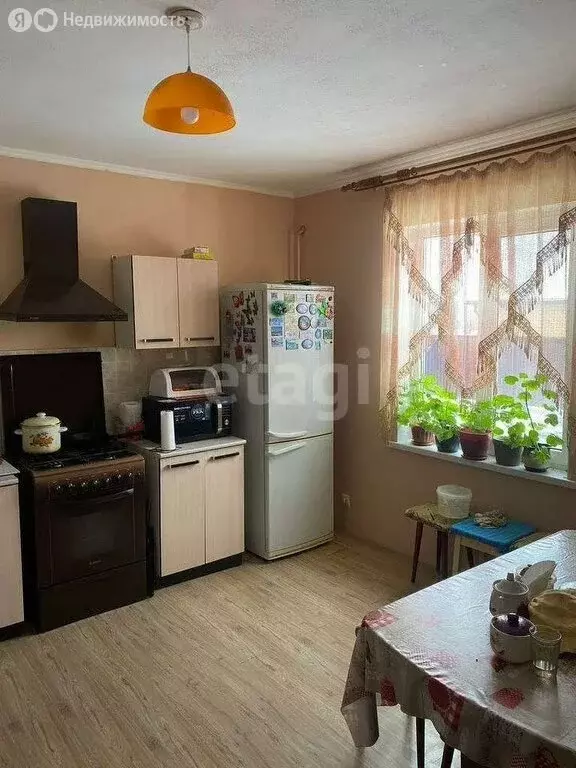 Дом в село Озёрки, Казахстанская улица (130 м) - Фото 1