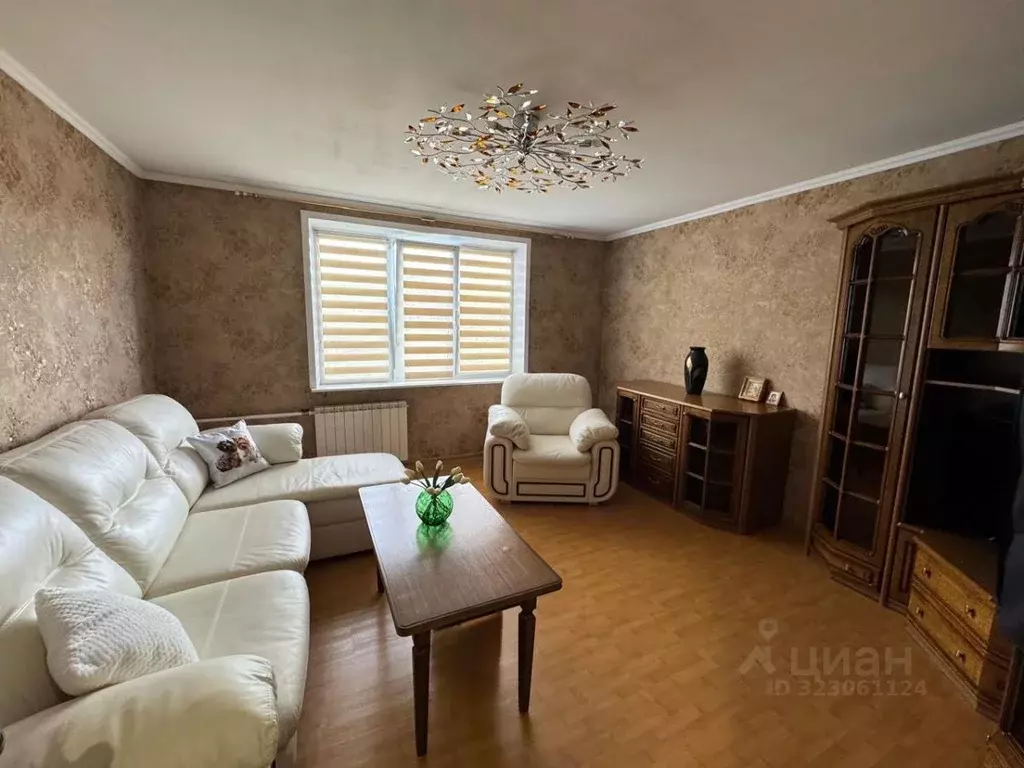 3-к кв. Кемеровская область, Осинники ул. Ефимова, 10Б (67.3 м) - Фото 2