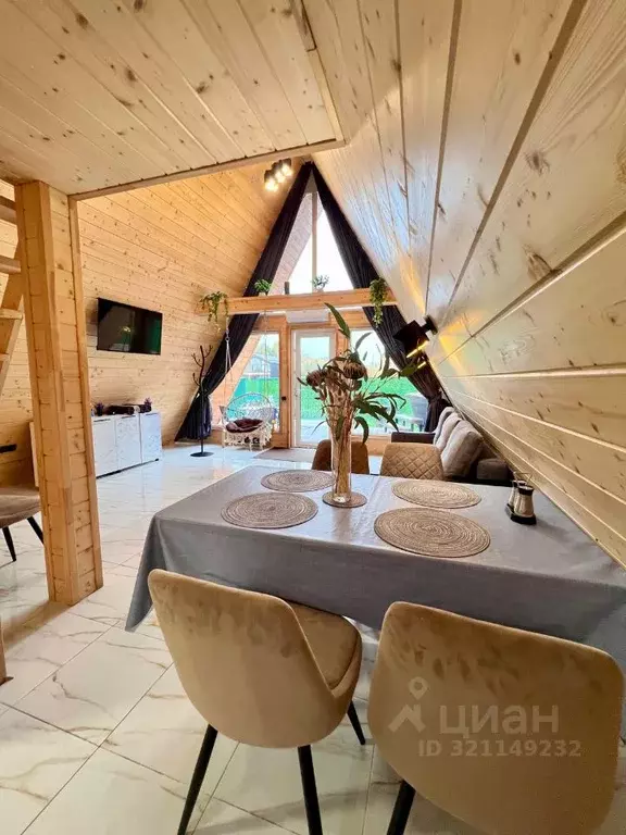 Дом в Орловская область, Орловский район, д. Медведево  (50 м) - Фото 1