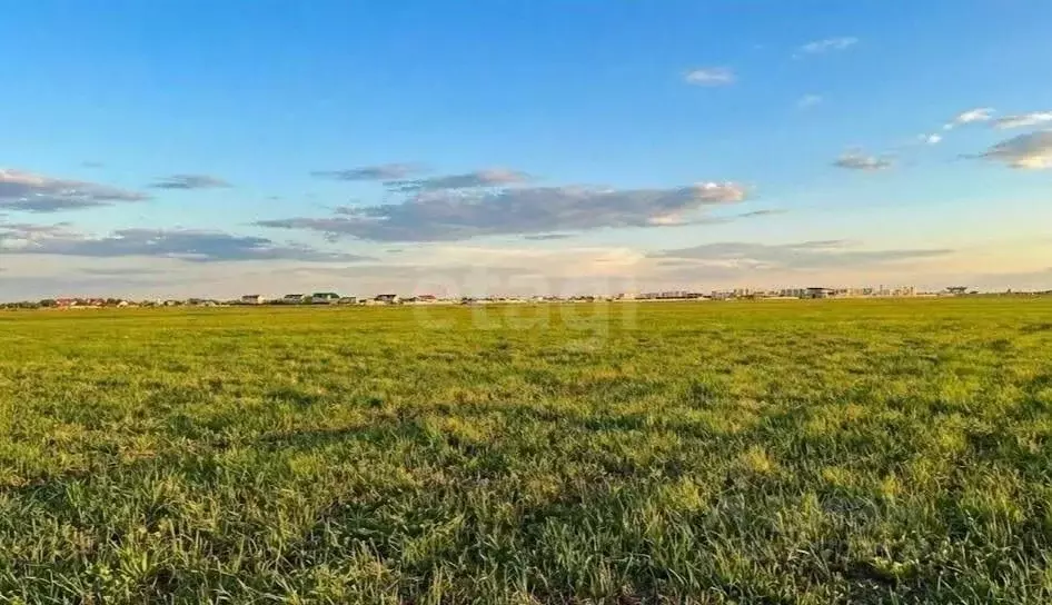 Участок в Крым, Сакский район, с. Молочное  (6.93 сот.) - Фото 1