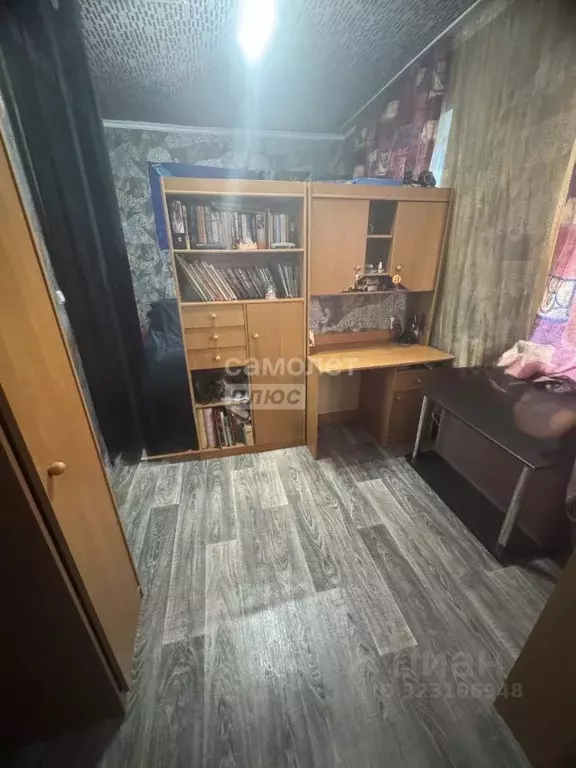 Дом в Краснодарский край, Кореновский район, Бураковский хут. ул. ... - Фото 0