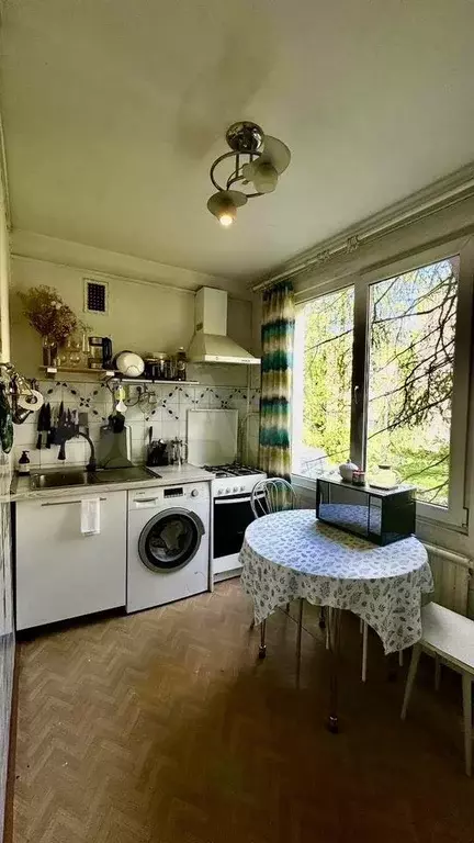 4-к. квартира, 59,5 м, 2/5 эт. - Фото 0