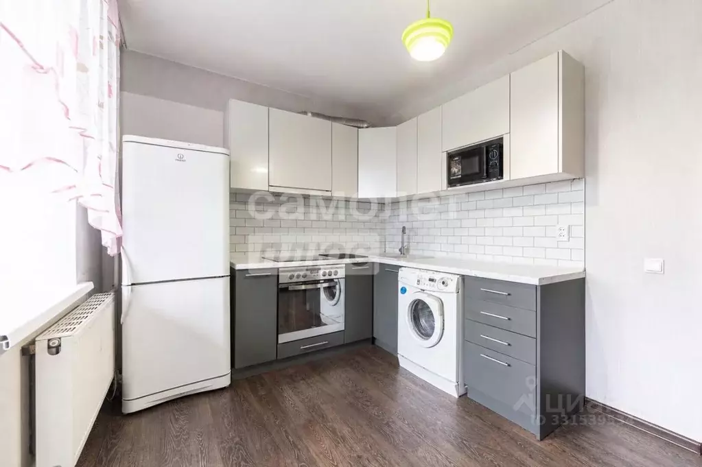2-к кв. Алтайский край, Барнаул ул. Малахова, 44 (77.6 м) - Фото 1