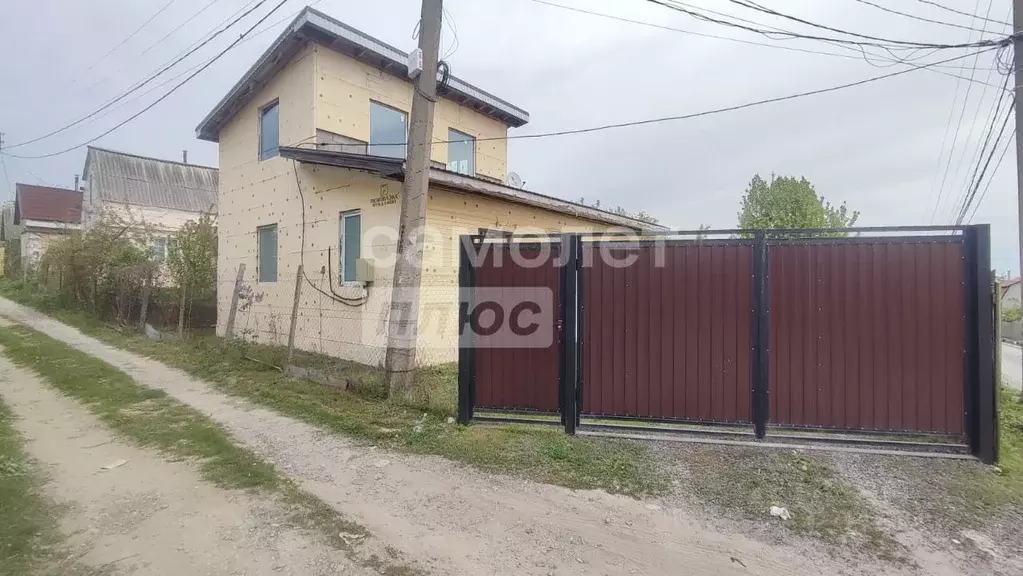 Дом в Белгородская область, Старый Оскол ул. Малиновая (110 м) - Фото 0