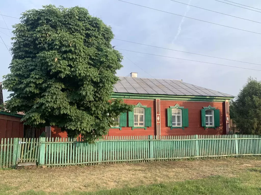 Дом в Саратовская область, Калининский район, Колокольцовское ... - Фото 0