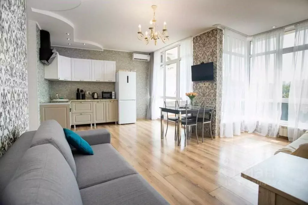 2-к кв. Краснодарский край, Сочи Светлана мкр, ул. Депутатская, 10 ... - Фото 1