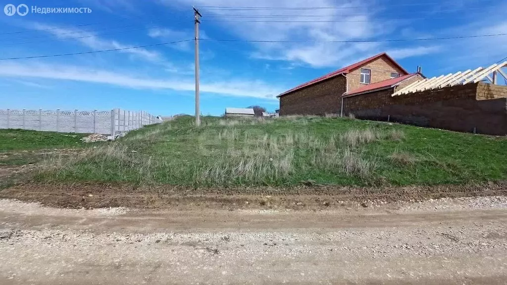 Участок в Бахчисарайский район, Ароматненское сельское поселение, село ... - Фото 1