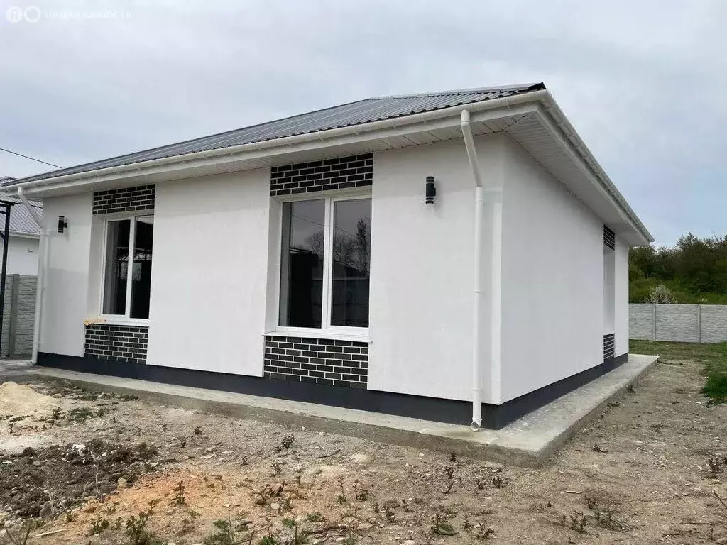 Дом в Пионерское, улица Идриса Асанина (102 м) - Фото 1