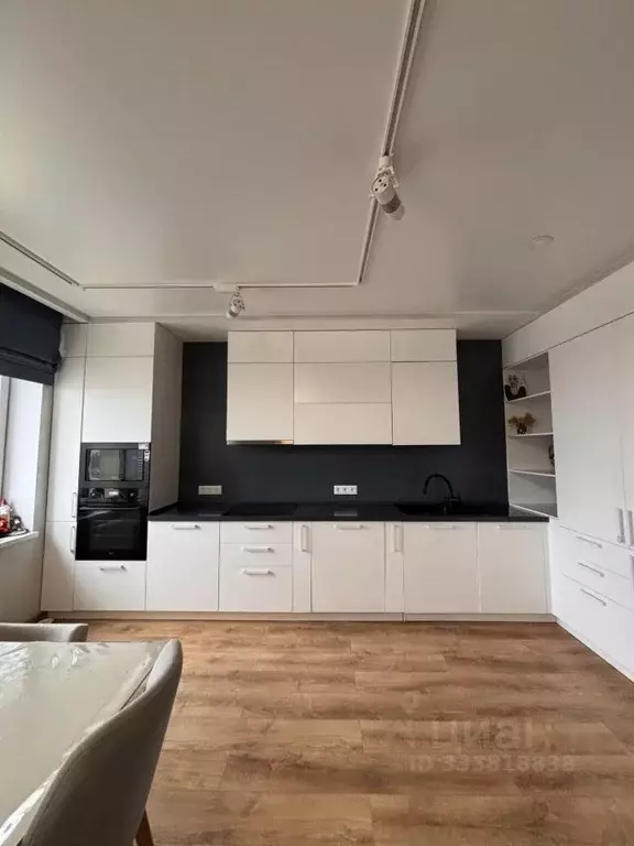 4-к кв. Пермский край, Пермь ул. Николая Островского, 93Б (90.0 м) - Фото 1