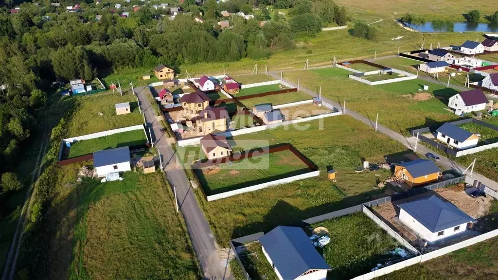 Участок в Московская область, Домодедово городской округ, д. Артемьево ... - Фото 0