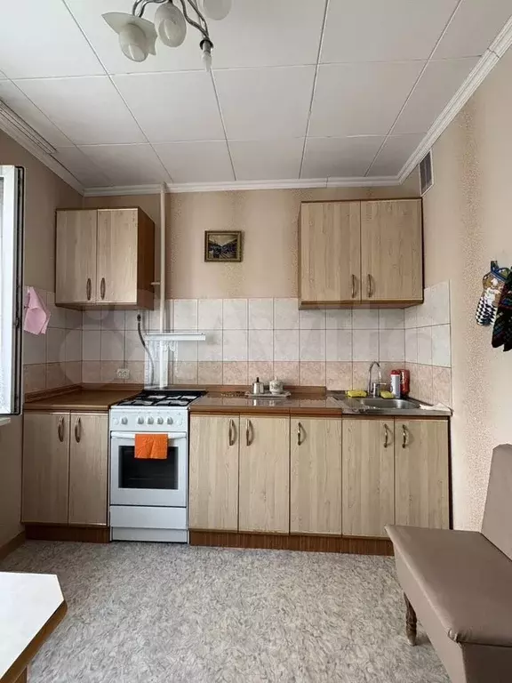 1-к. квартира, 32 м, 4/9 эт. - Фото 0
