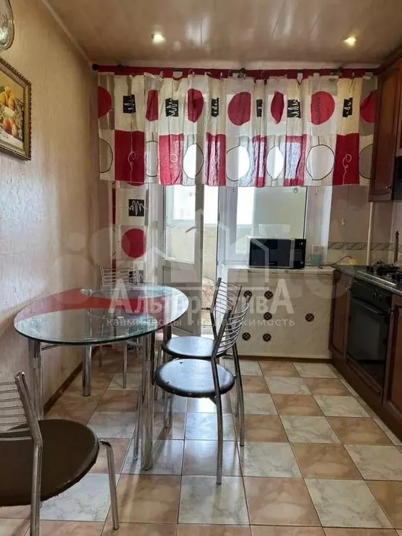 3-к. квартира, 70 м, 5/9 эт. - Фото 0