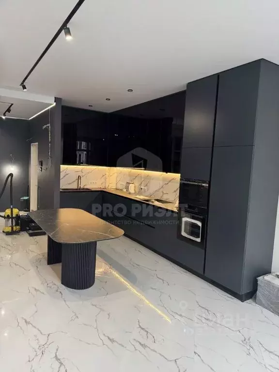 3-к кв. Калининградская область, Калининград ул. Молодой Гвардии, 34 ... - Фото 1