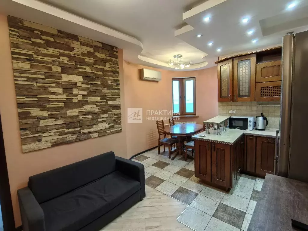 Продается 2-комнатная квартира - Фото 1