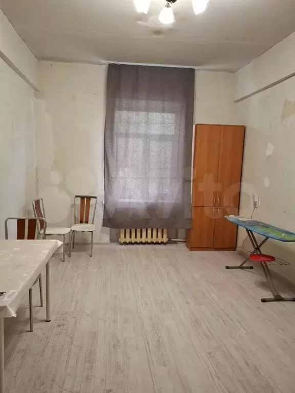 Комната 19 м в 2-к., 2/4 эт. - Фото 0