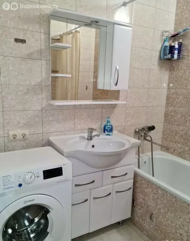 2-комнатная квартира: Новороссийск, улица Котанова, 1к1 (59.8 м) - Фото 2