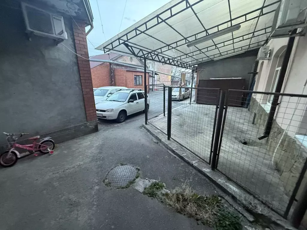 Торговая площадь в Северная Осетия, Владикавказ ул. Кирова, 30 (40 м) - Фото 2