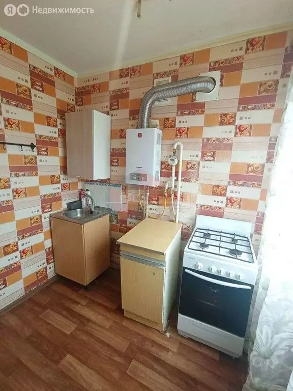 4-комнатная квартира: Шебекино, улица Матроса Шарапова, 8 (62.2 м) - Фото 2