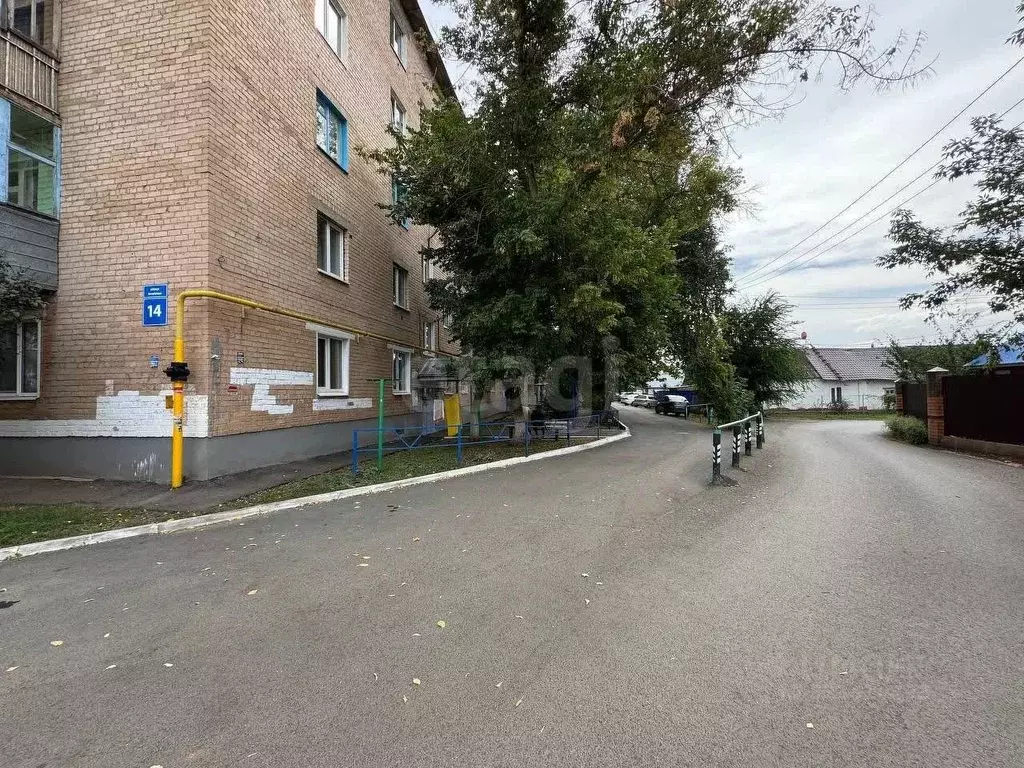 3-к кв. Оренбургская область, Оренбург Алтайская ул., 14 (62.1 м) - Фото 0