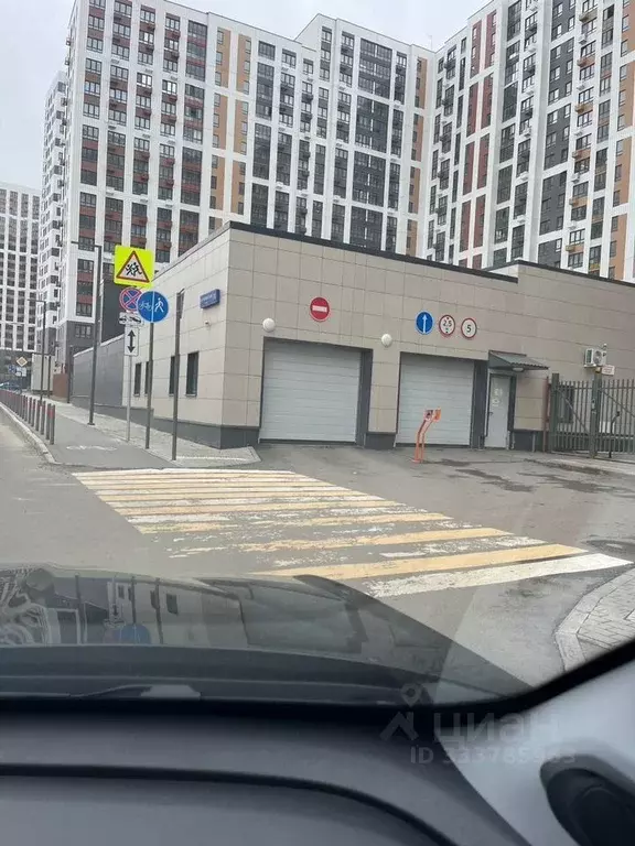 Гараж в Московская область, Ленинский городской округ, пос. Битца ... - Фото 1