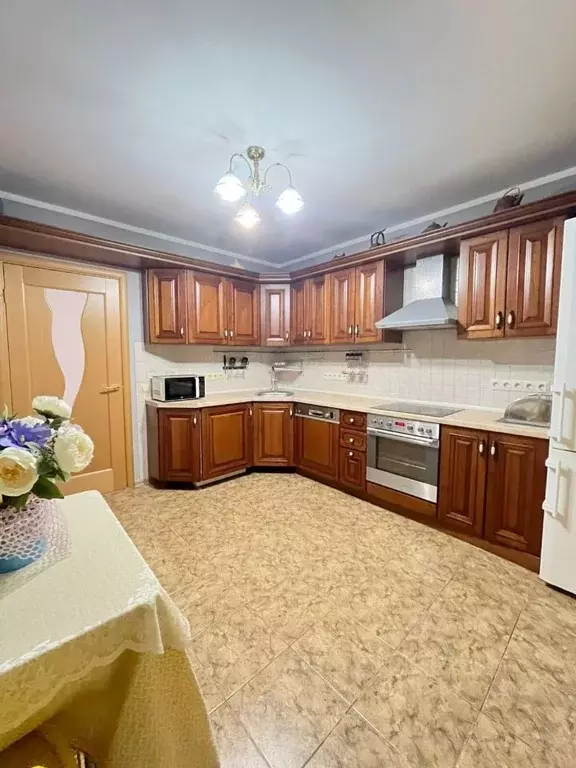 2-к кв. Москва, Москва, Троицк пл. Академическая, 3 (75.0 м) - Фото 1