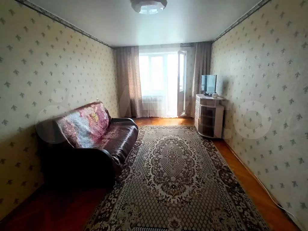 1-к. квартира, 40 м, 8/9 эт. - Фото 0
