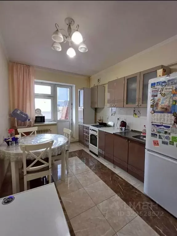 2-к кв. Саха (Якутия), Якутск Ильинка мкр, 2/7 (71.0 м) - Фото 1