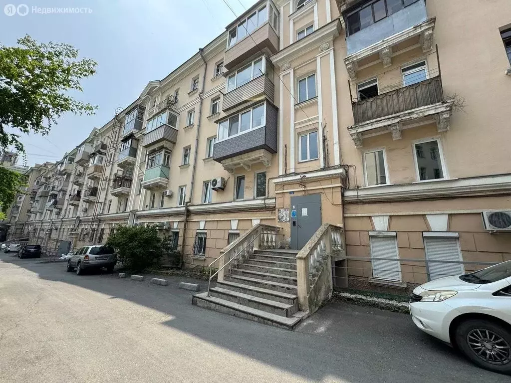2-комнатная квартира: Владивосток, Новоивановская улица, 3 (60.9 м) - Фото 0