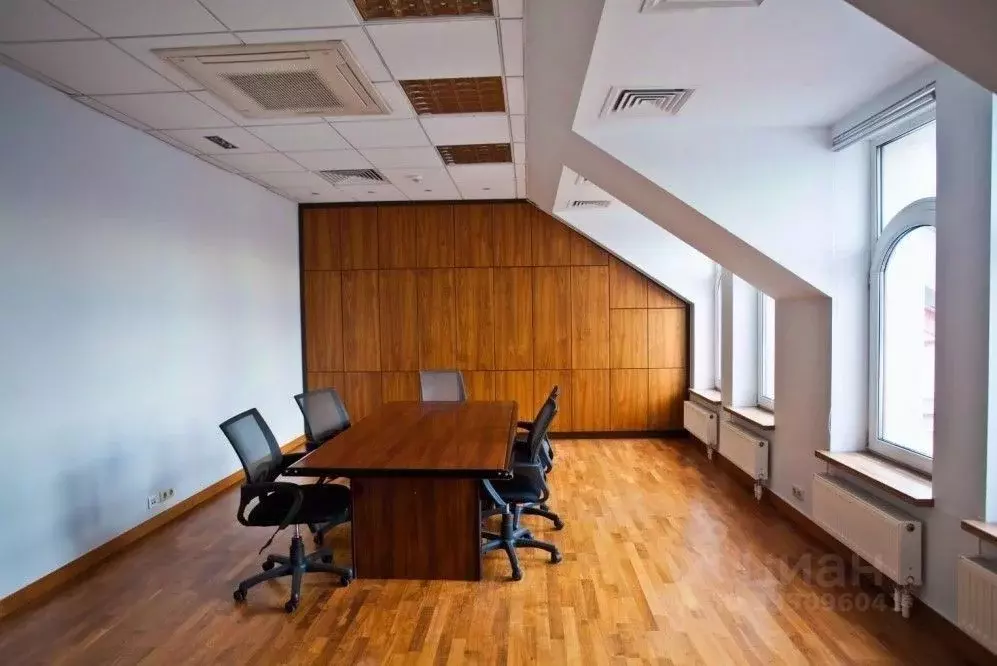 Офис в Москва Гончарная ул., 15С1 (3300 м) - Фото 2