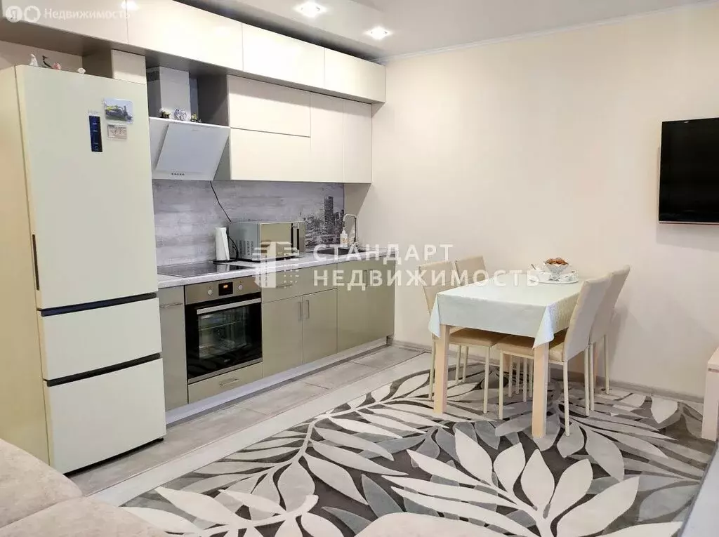 Квартира-студия: Тюмень, Обдорская улица, 1 (26.4 м) - Фото 1