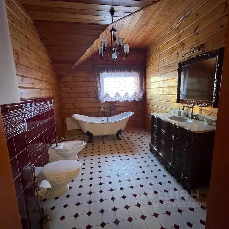 Дом в Калужская область, Боровский муниципальный округ, д. Лучны ул. ... - Фото 1