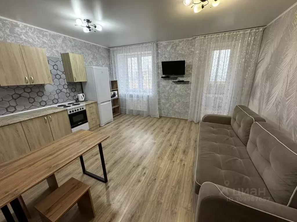 Студия Тюменская область, Тюмень ул. Беляева, 33к2 (28.0 м) - Фото 1