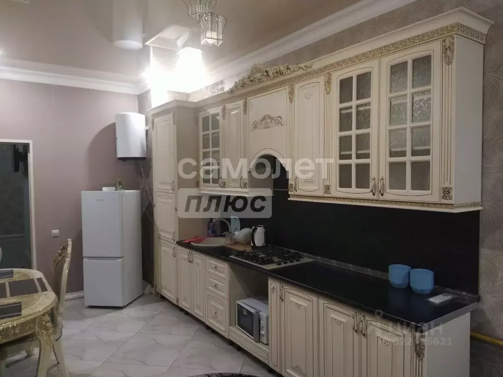 2-к кв. Кабардино-Балкария, Нальчик ул. Мовсисяна, 18АкА (77.0 м) - Фото 2