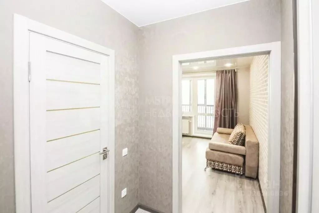 Студия Тюменская область, Тюмень ул. Тальниковая, 3 (21.4 м) - Фото 1