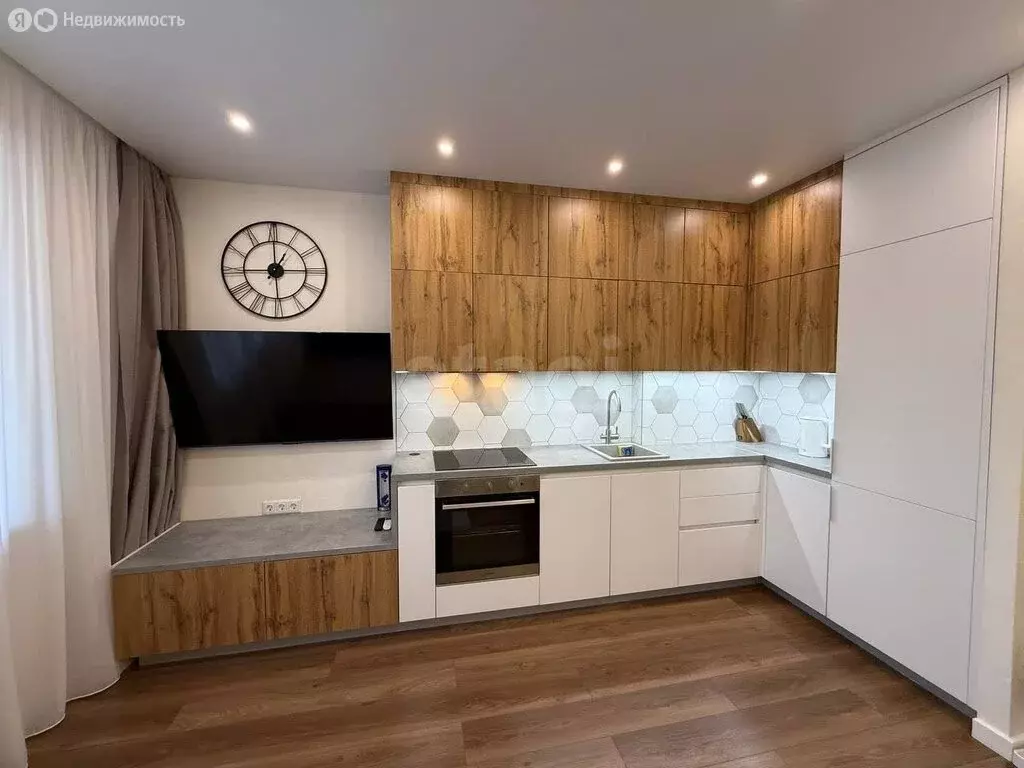 1-комнатная квартира: Тюмень, улица Мельникайте, 2к3 (49.8 м) - Фото 2