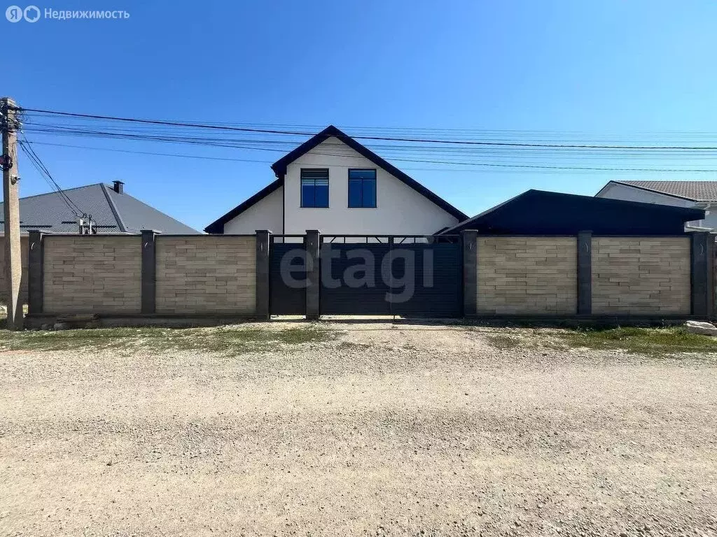 Дом в Доброе, улица А. Сеитмеметова (267 м) - Фото 0