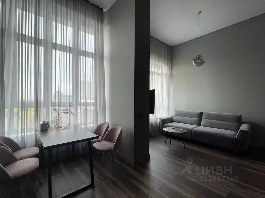 1-к кв. Башкортостан, Уфа ул. Пархоменко, 156Д (45.0 м) - Фото 1